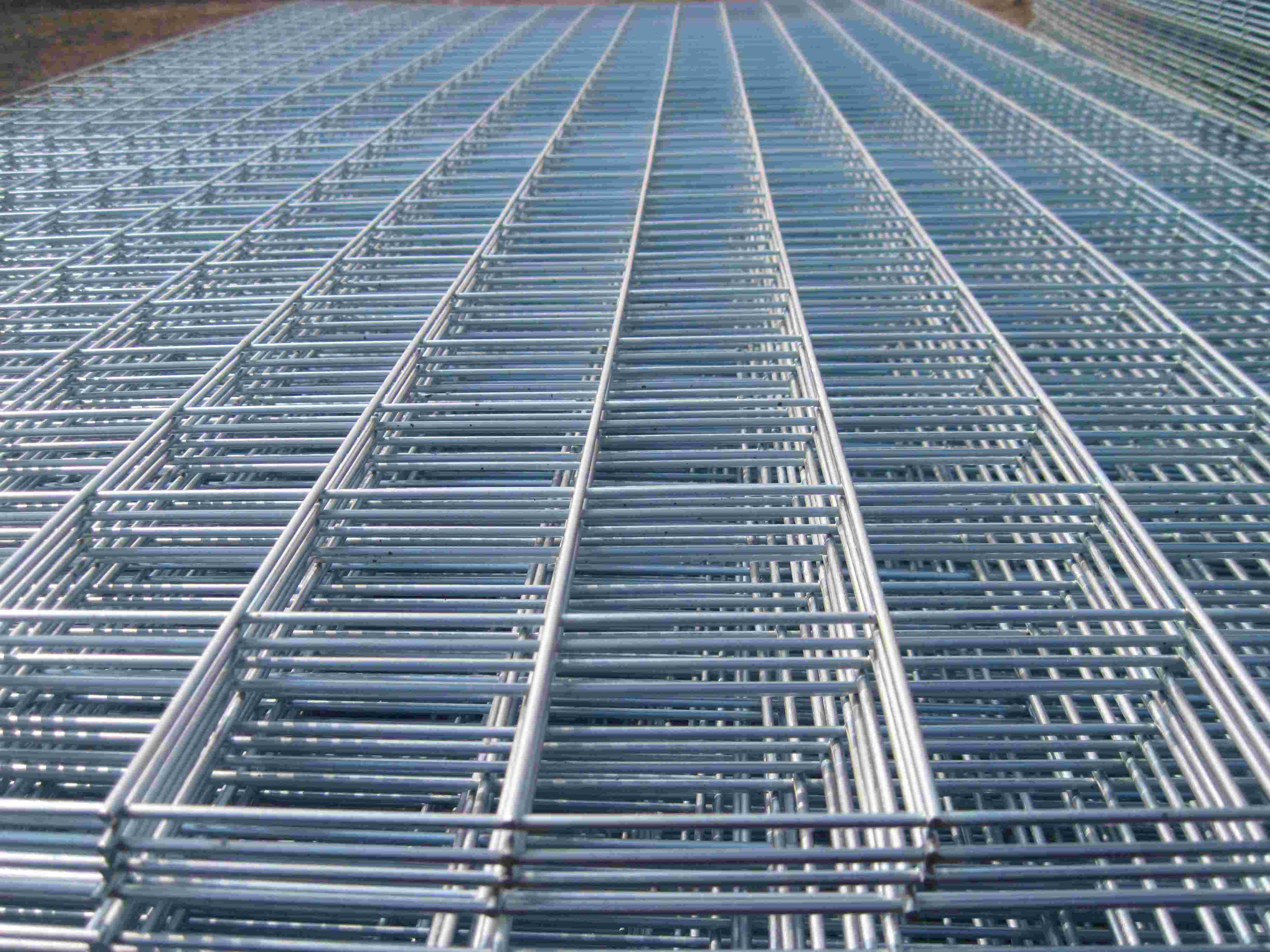 鋼 絲 網(wǎng) 片 鋼 絲 網(wǎng) 片